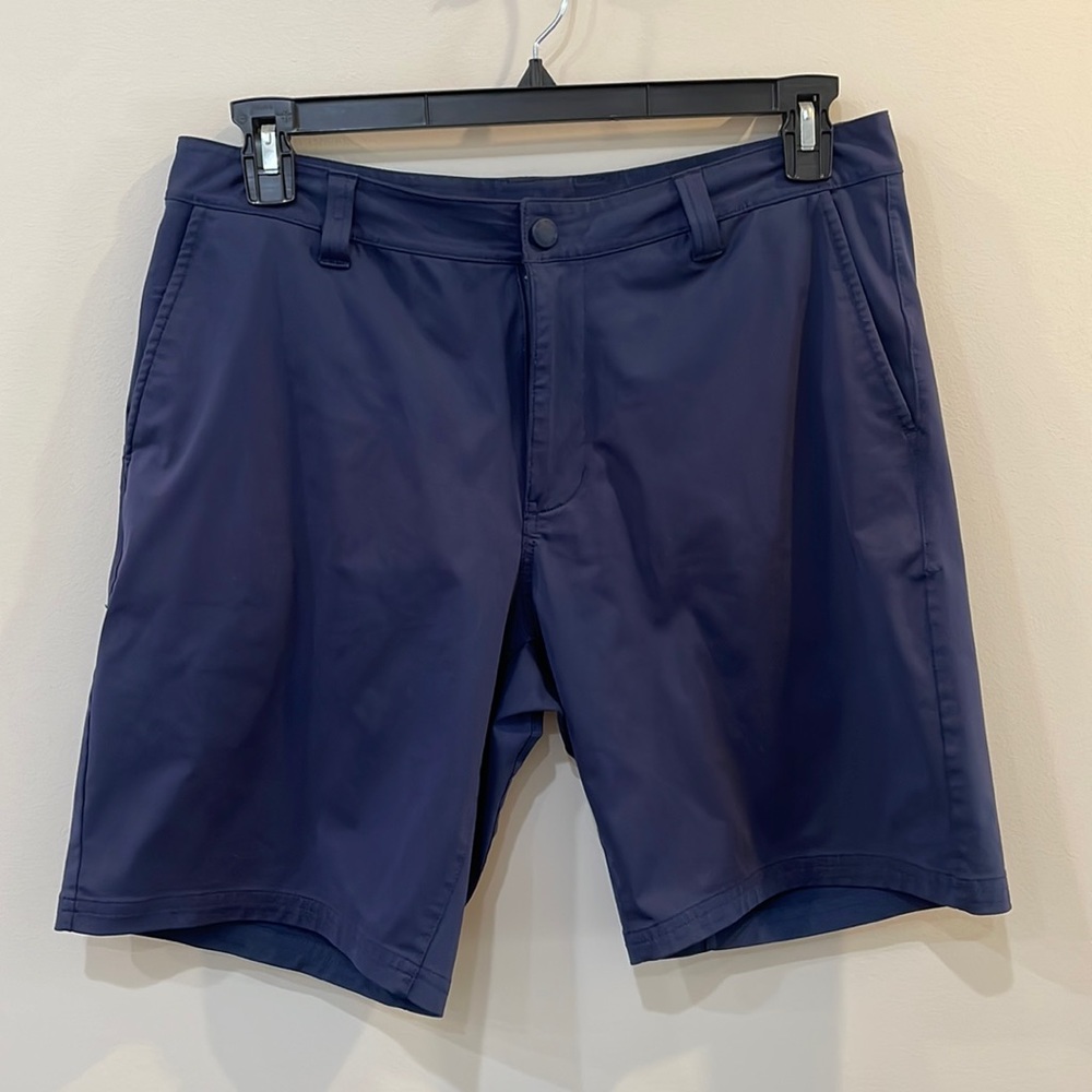 Men’s Rhône 9” commuter shorts navy blue size 32